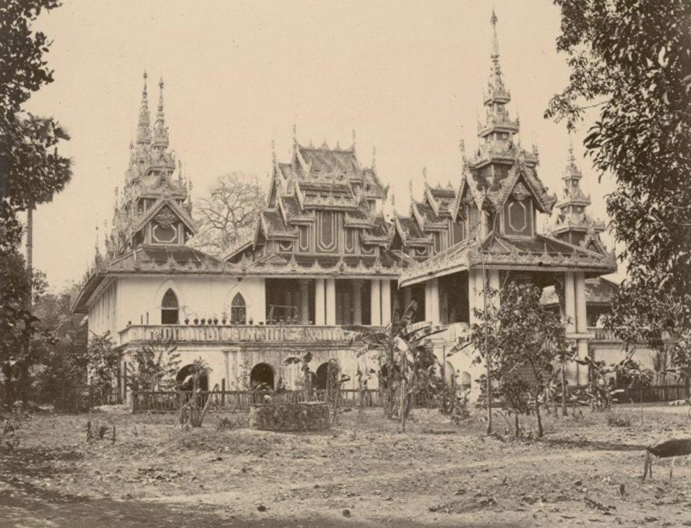 a photo of an old Buddhist monastery.